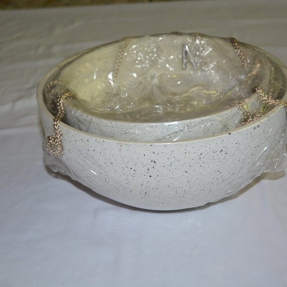 2-tier hanging plant holder- In original packagaing - Picture 5 of 6